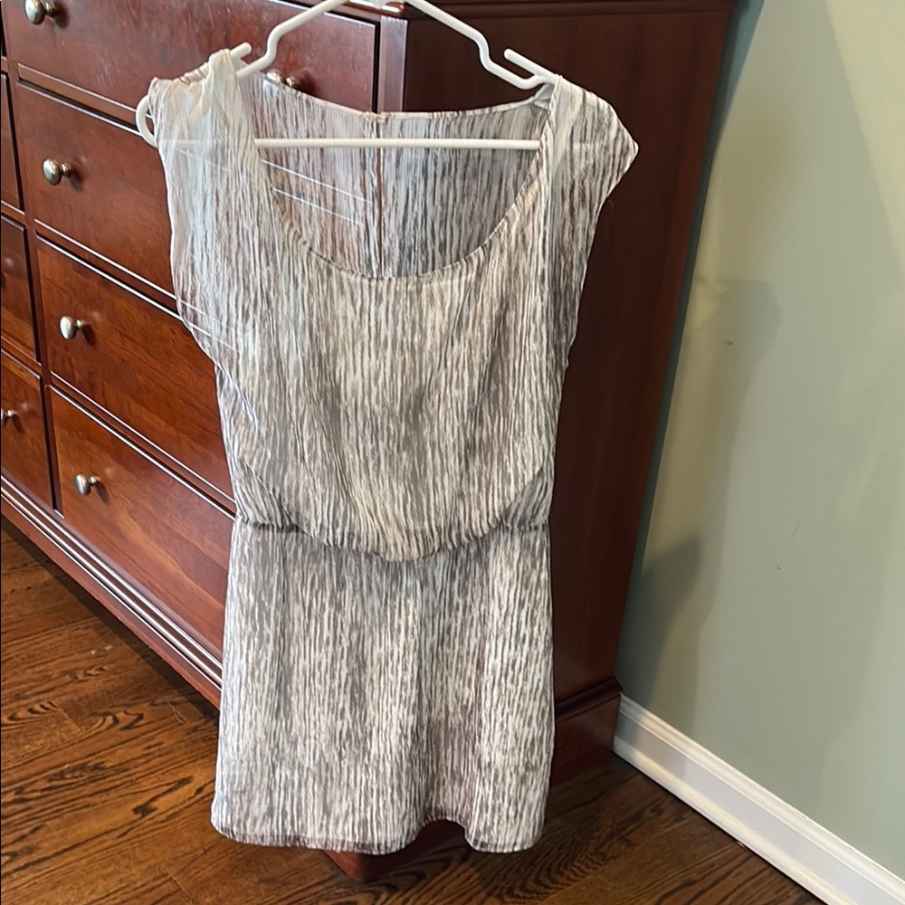 Gray and White Sleeveless Dress